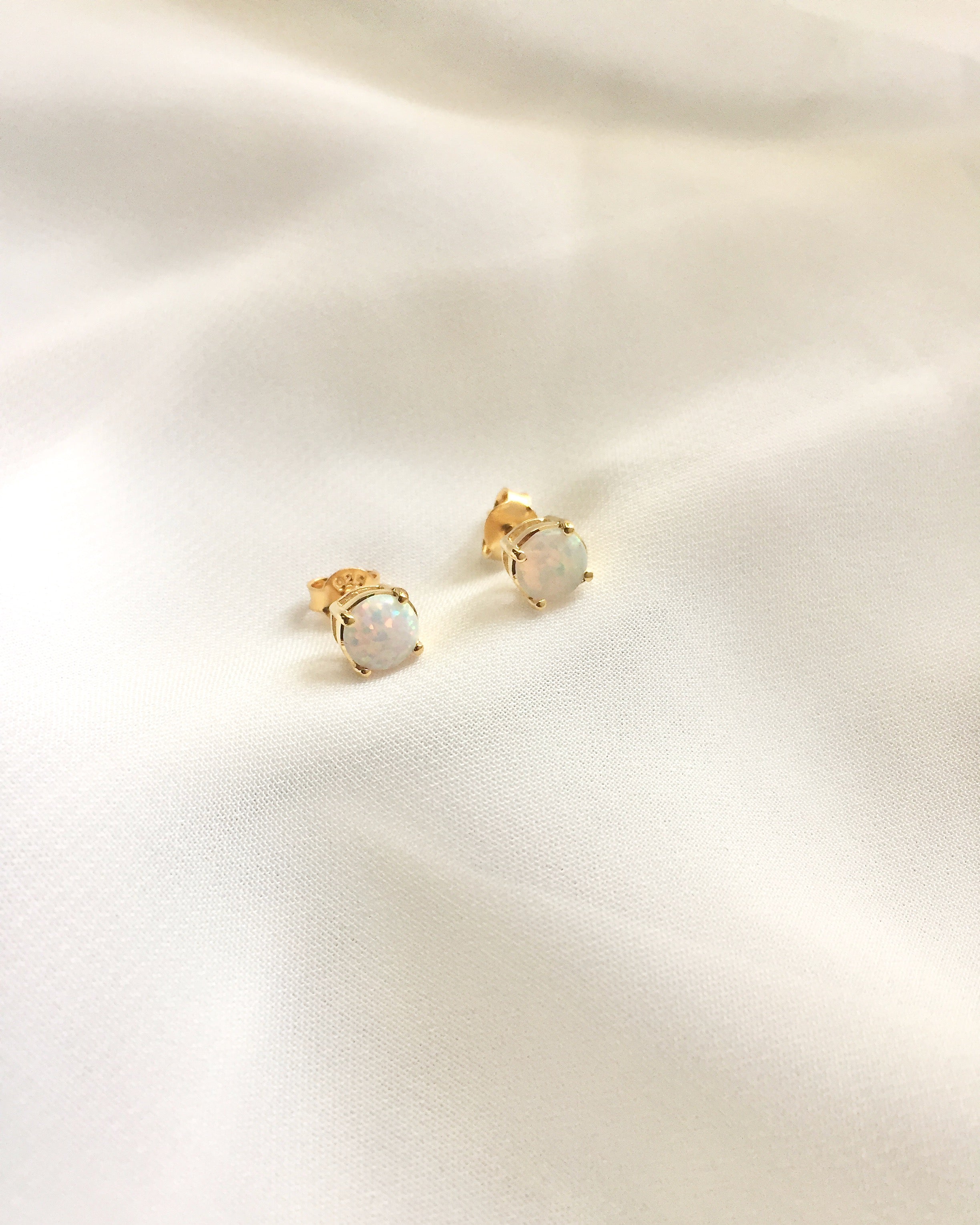 Opal & 14k Gold Earrings – Smyth Jewelers