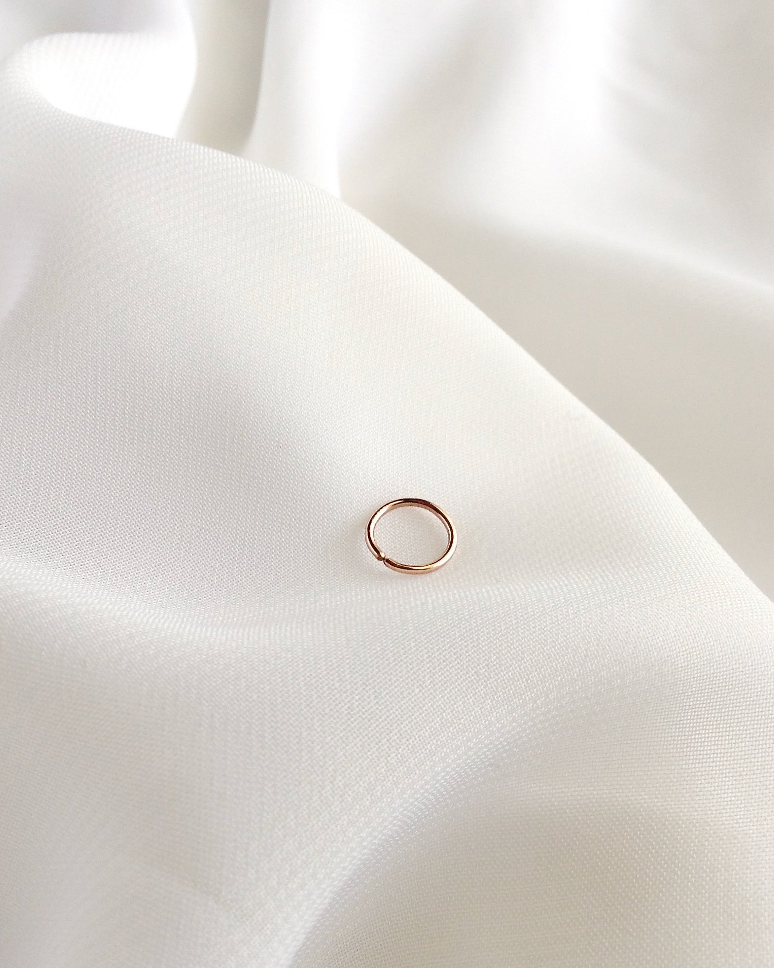 Small Hoop Earring, Mini Hoops, Single 14K Rose Gold Earring – AMYO Jewelry