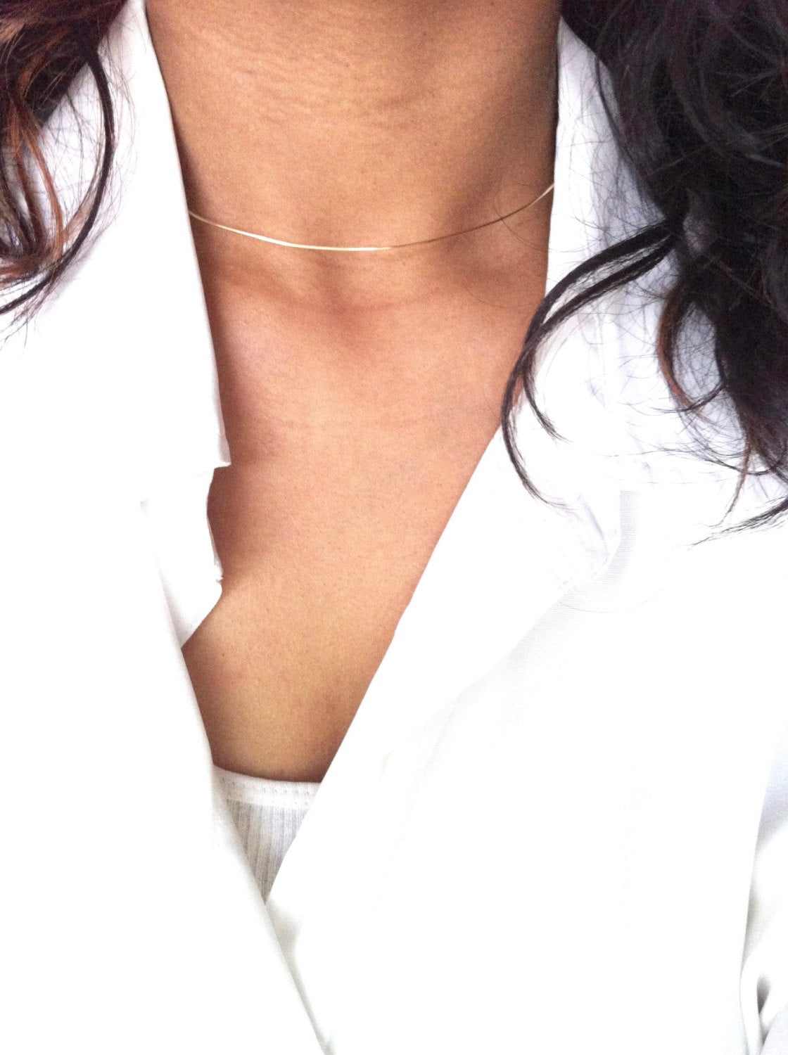 Simple Thin Wire Choker Necklace | IB Jewelry